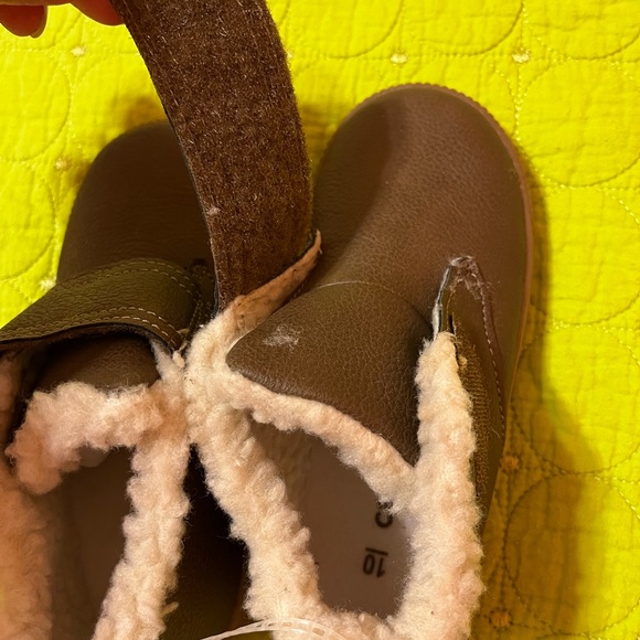 Toddler’s shoes 👞 size 10M - Picture 4 of 7